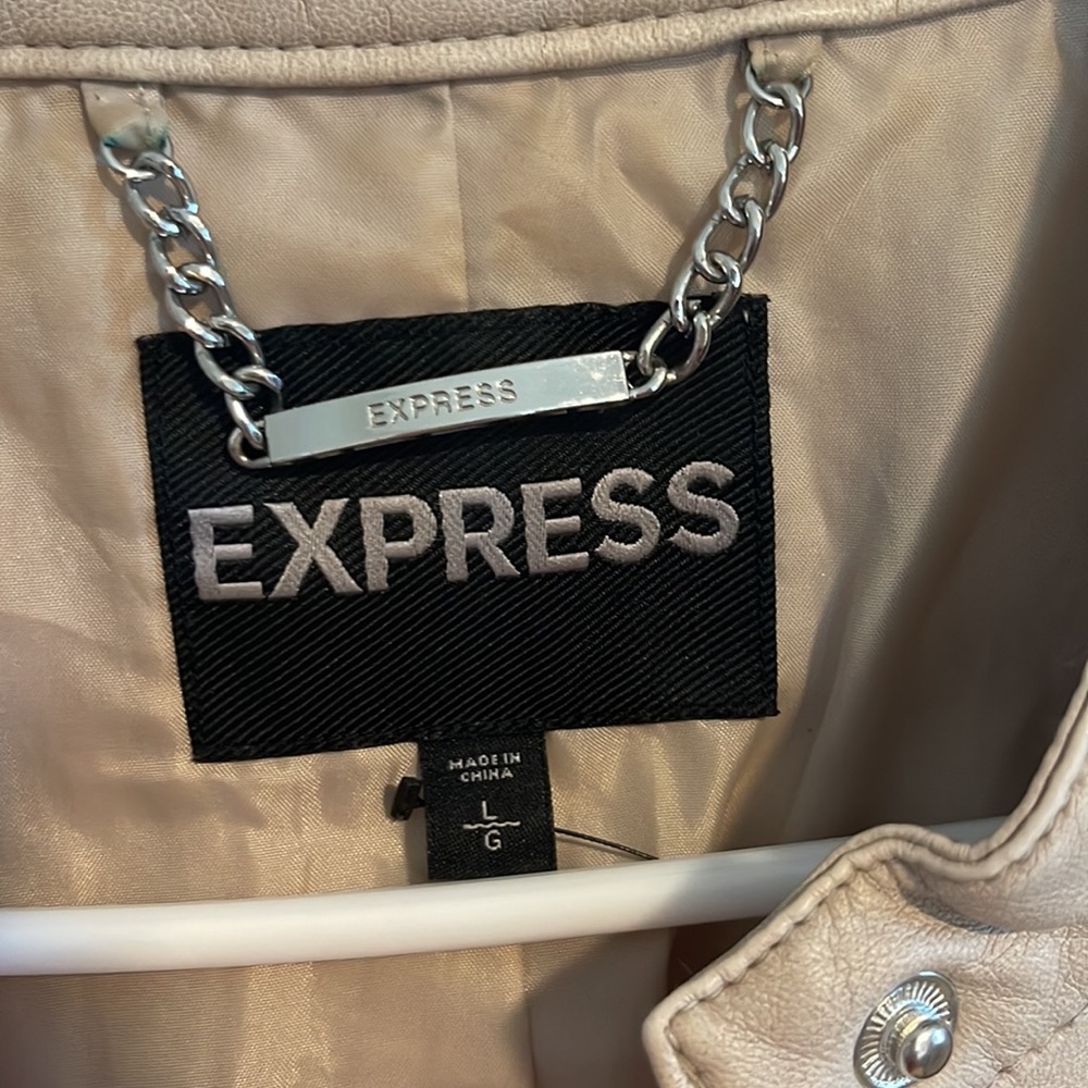 Jacket - Picture 4 of 5